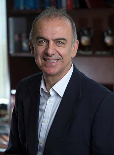 UCI Distinguished Professor Kyriacos Athanasiou was recognized by the Biomedical Engineering Society for his many years of extraordinary contributions to the society.