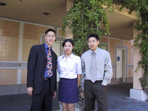 Lily Wu (center) as an undergraduate UCI engineering student