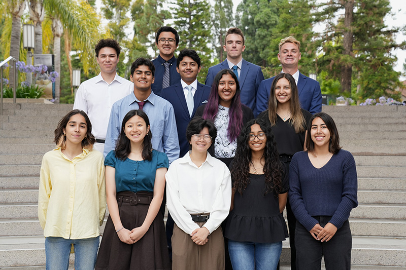 Participants in the 2023 Materials Research Experiences for Undergraduates (REU) program at UCI