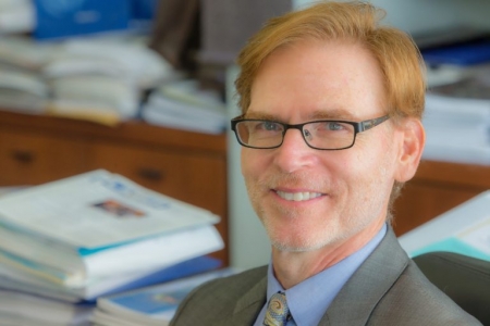 Bruce Tromberg, director of the Beckman Laser Institute and Medical Clinic and professor of biomedical engineering and surgery at UCI, will become the second director of the NIH’s National Institute of Biomedical Imaging and Bioengineering early next year