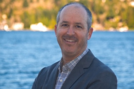 Professor Jonathan Posner Ph.D ’01, B.S.’95 at Lake Washington