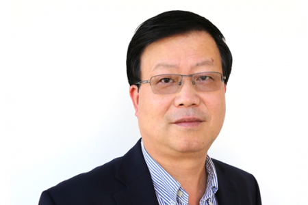 Zhongping Chen wins NIH funding for his work in developing a new multimodal intravascular imaging system that would benefit patients with heart disease. 