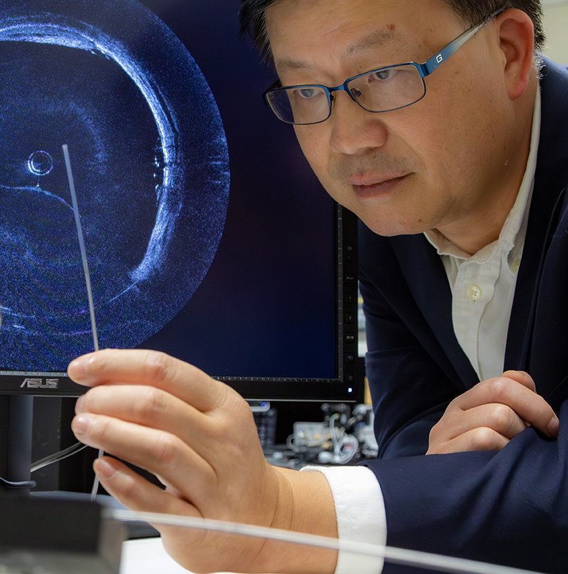 Optica honors Zhongping Chen for pioneering research and groundbreaking contributions in biophotonics.