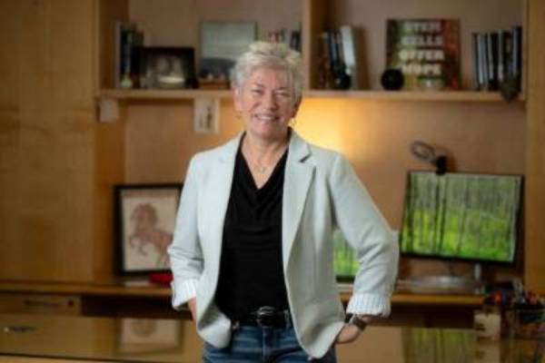 “By supporting early-career scientists and their students, the Keck Foundation is helping preserve the continuity of discovery and ensuring that promising ideas and talent are not lost during a period of funding uncertainty. These awards not only sustain critical research today but also strengthen the pipeline of innovation for the future,” says Aileen Anderson, vice chancellor for research. Steve Zylius/ UC Irvine